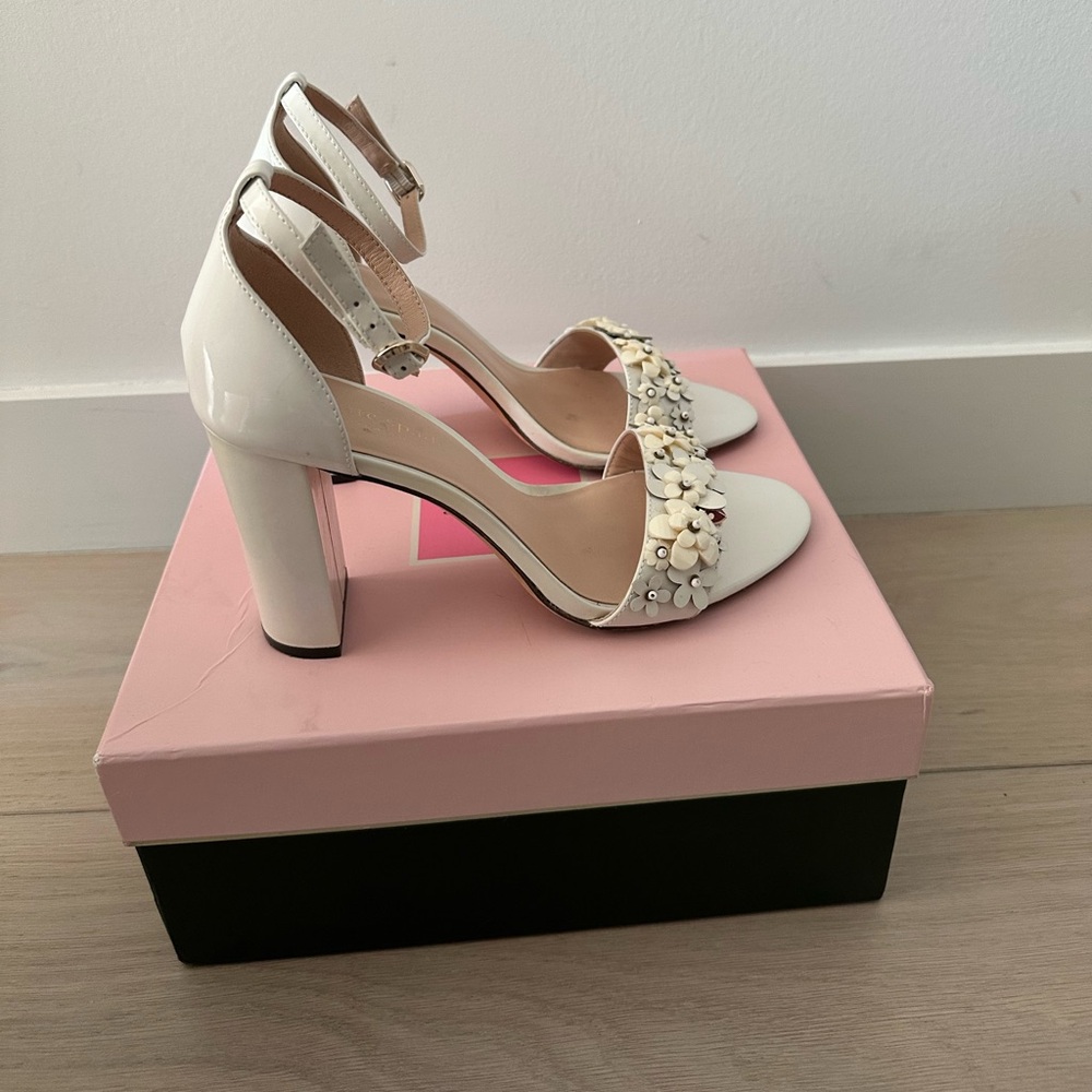 Kate Spade White Floral Heels